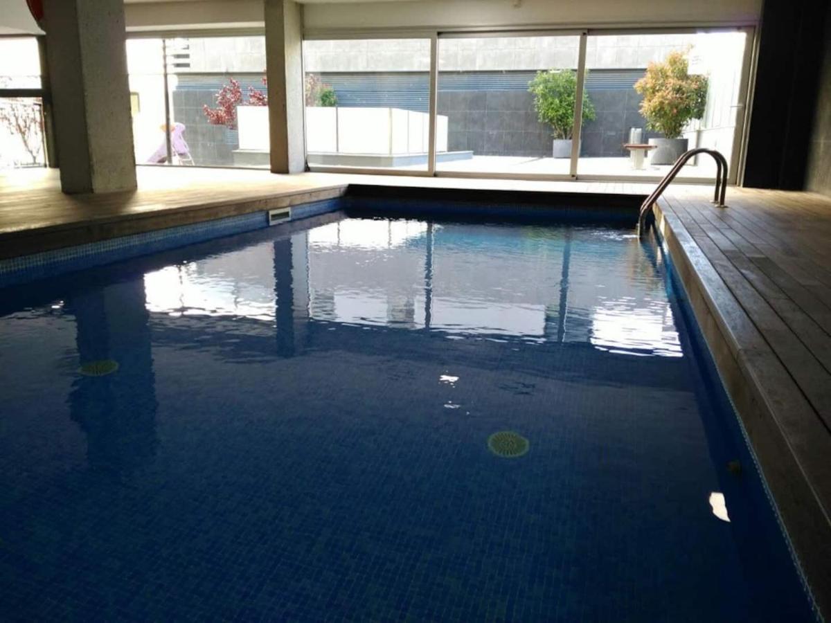 Stylish Flat, 2 Bathrooms And Swimming Pool, Next To The Beach! Sant Adria de Besos Exteriér fotografie